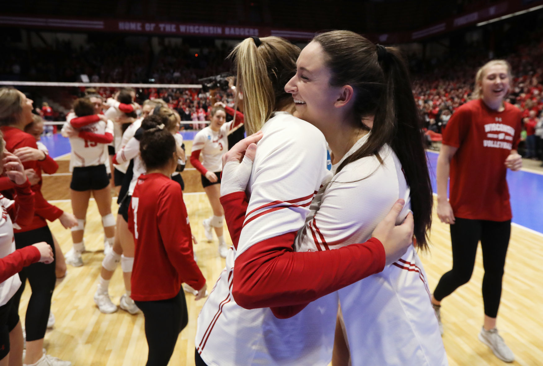 Wisconsin 3, Nebraska 0